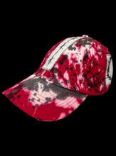 Load image into Gallery viewer, GYRATE LID - CRANBERRY/BLACK
