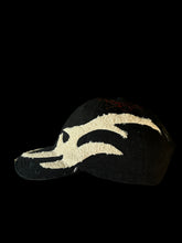 Load image into Gallery viewer, 1 OF 1 MELLIFLUOUS LID SAMPLE - BLACK