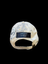 Load image into Gallery viewer, GYRATE LID SAMPLE - BLEACHED CLAY