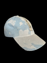 Load image into Gallery viewer, GYRATE LID - BABY BLUE