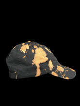 Load image into Gallery viewer, GYRATE LID - BLACK