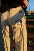 Load image into Gallery viewer, Beige Lucky Strides - Mens 34