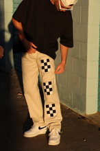 Load image into Gallery viewer, Beige Lucky Strides - Mens 34