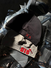 Load image into Gallery viewer, SKULL CAP
