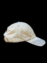 Load image into Gallery viewer, GYRATE LID SAMPLE - BLEACHED CLAY
