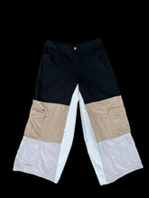 Load image into Gallery viewer, UPCYCLED BAGGY CARGO PANT - MEN&#39;S 33-34

