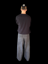 Load image into Gallery viewer, MANIC DENIM // SUPER WIDE LEG - MENS 32
