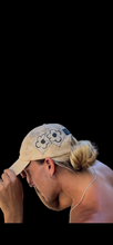 Load image into Gallery viewer, GYRATE LID SAMPLE - BLEACHED CLAY
